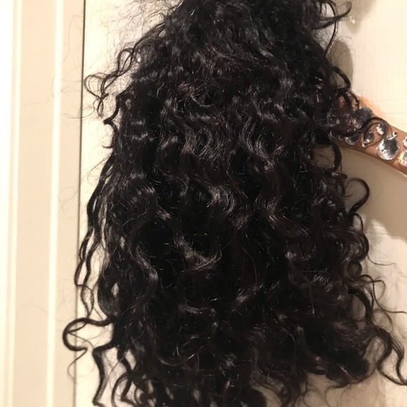 Hair - Picture 2 of 5